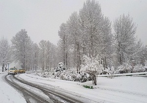 بیشتر محور‌های ارتباطی آذربایجان غربی برفی است