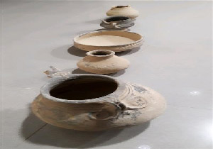 اهدای پنج قلم ظروف سفالی ارزشمند به اداره میراث فرهنگی مهاباد