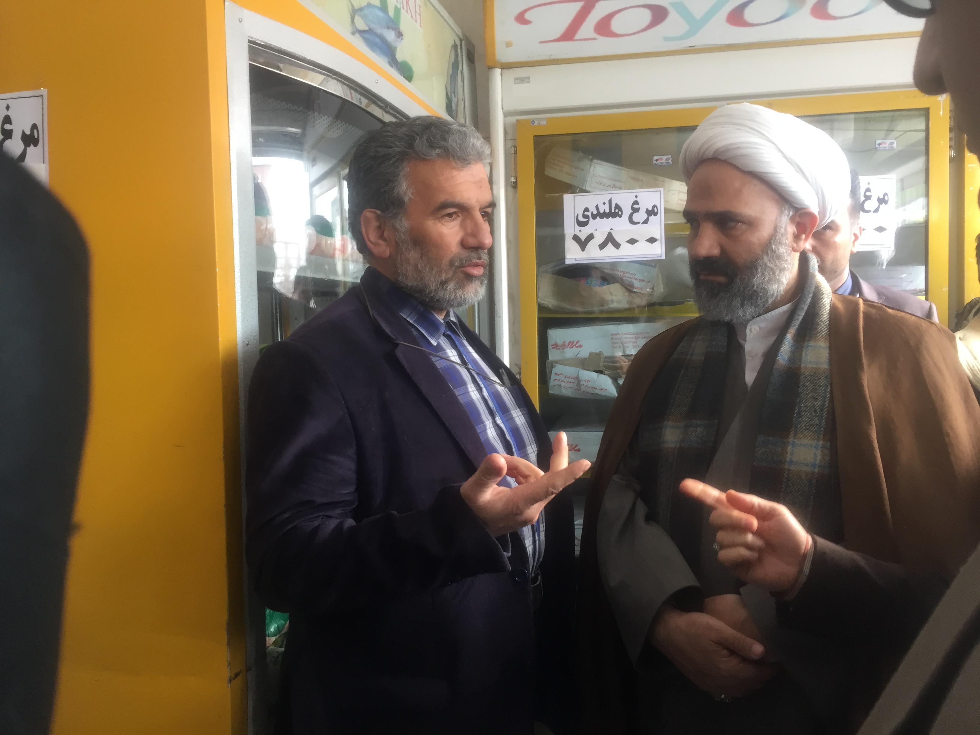 افزایش عرضه خوراک طیور برای کاهش قیمت مرغ در بازار