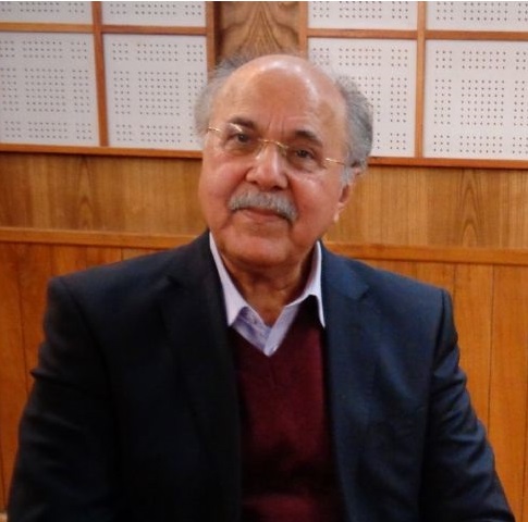 برخی مترجمان به زبان مادری مسلط نیستند