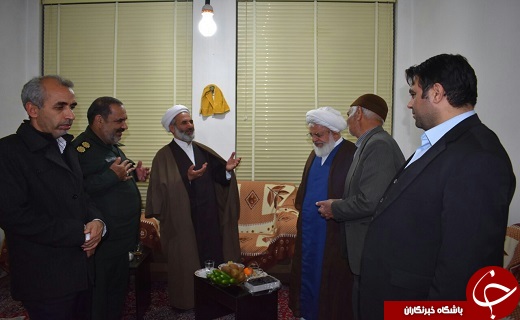 دیدار نماینده، ولی فقیه در استان و امام جمعه یزد با خانواده شهدا
