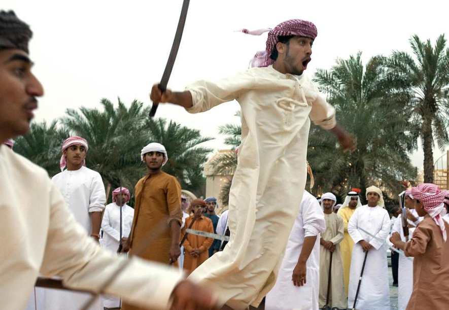 رسوم عجیب و متفاوت اماراتی&zwnj;ها در جشن عروسی