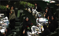 بازخوانی اتفاقات اول بهمن ۱۳۵۷ + فیلم