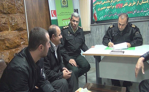 دیدار چهره به چهره فرمانده انتظامی کردستان با مردم
