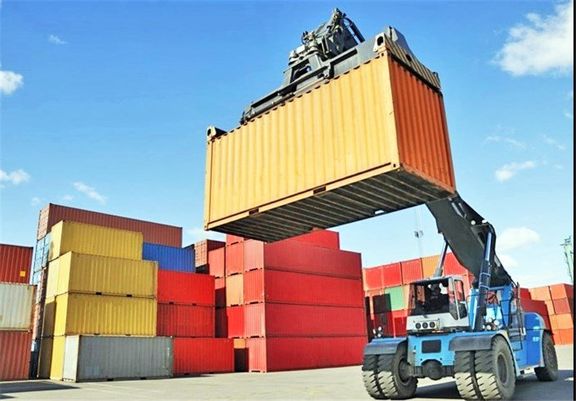 صادرات به ۸۸ کشور دنیا از مبدا خراسان رضوی انجام شده است/اعطای تسهیلات توسعه مکانیزاسیون کشاورزی در استان انجام شده است