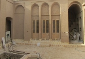 خانه ملکی حاجی آباد رستاق اشکذر مرمت شد