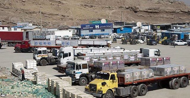 پیش بینی افزایش ۱۰ درصدی صادرات کالا از مرز مهران به عراق