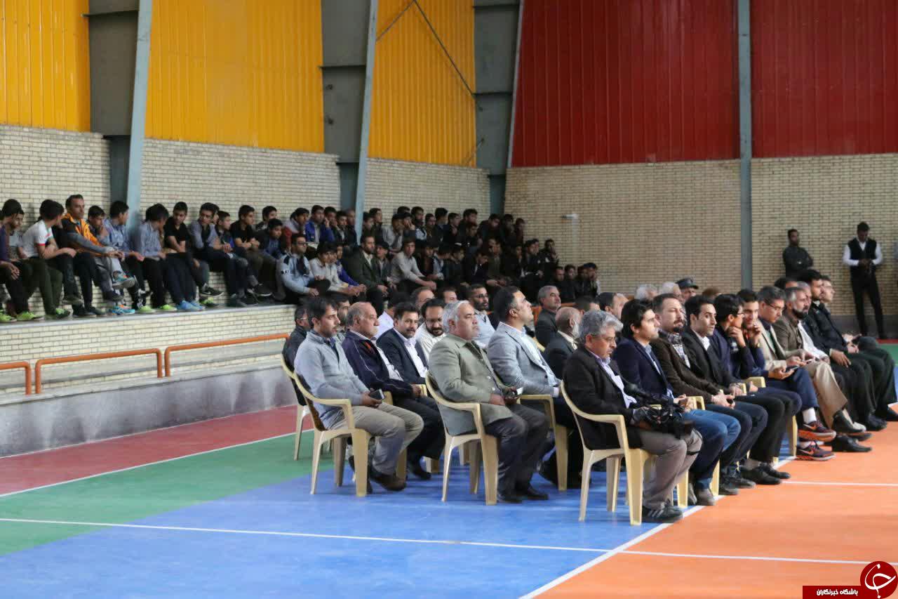 سالن ورزشی محی آبادِ کرمان افتتاح شد + تصاویر سالن ورزشی محی آبادِ کرمان افتتاح شد + تصاویر