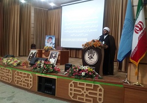 حفظ اقتدار نظام اسلامی از وظایف مسئولان است