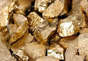 کشف ۵۰۰ کیلوگرم سنگ طلای قاچاق در ورزقان