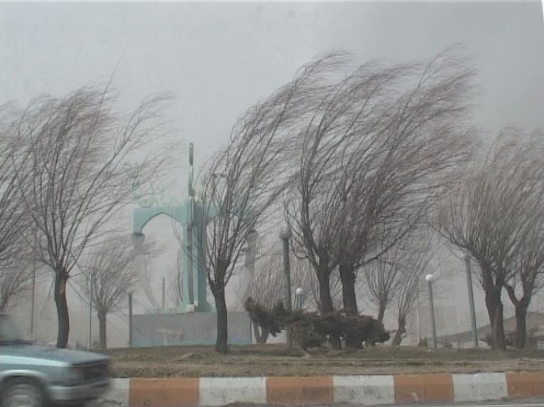 زاهدان در هاله&zwnj;ای از غبار / غلظت ذرات معلق در هوای زاهدان به ۱۱ برابر حد مجاز رسید