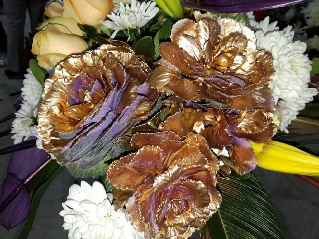 ۳۰۰۰ شاخه گل طبیعی برای گا&zwnj;آرایی روز ولادت حضرت زینب (س) به سوریه رسید+تصاویر