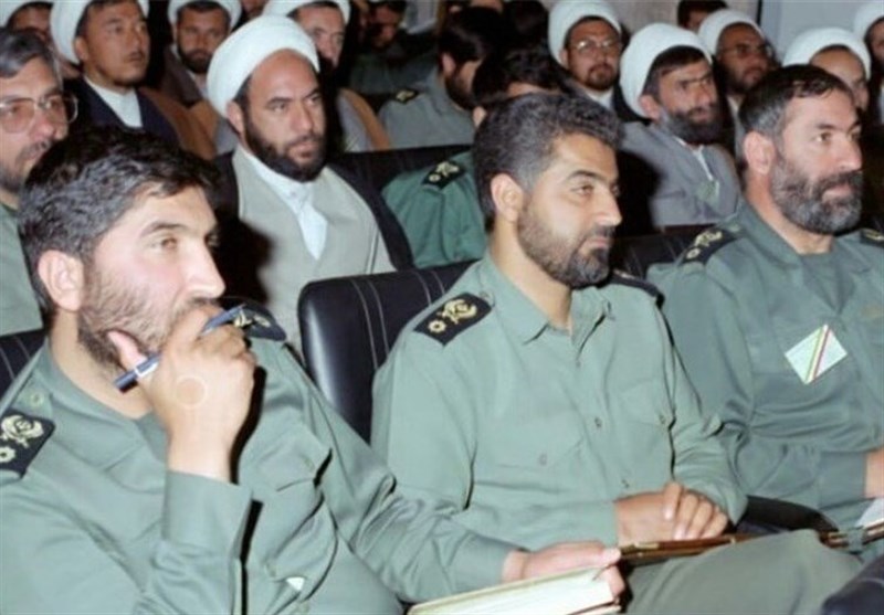 بی‌تابی سردار سلیمانی در فراق شهید احمد کاظمی +فیلم