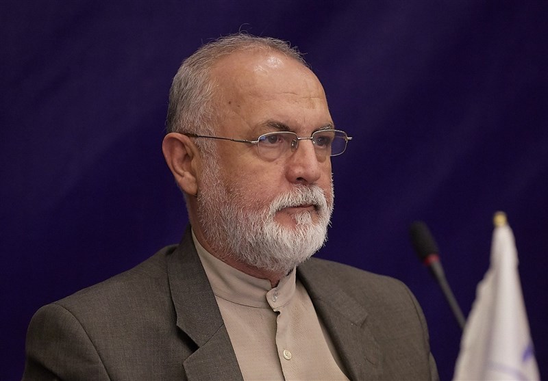 شهنازی: تعجب می‌کنم که چرا کمیته ملی المپیک عضو مجمع فدراسیون فوتبال نیست!