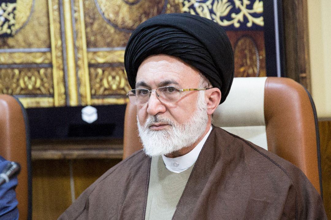 وضعیت ساختار عتبات عالیات باید روشن شود/ نمی‌توان بیمه و تغذیه زائران را نادیده گرفت