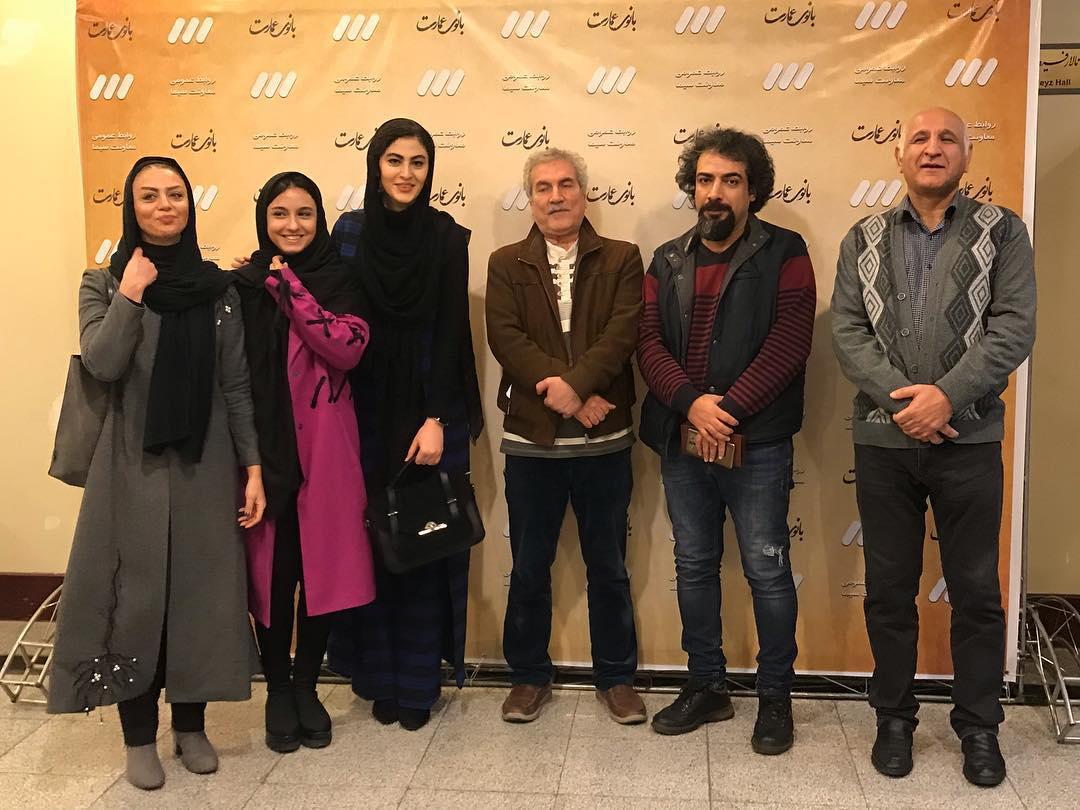 سه نسخه طرح فیلمنامه برای فصل دوم «بانوی عمارت» نوشته شده است سه نسخه طرح فیلمنامه برای فصل دوم «بانوی عمارت» نوشته شده است