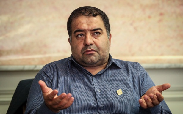 دوش گرفتن کارگران شهرداری با آب سرد/ دستورالعمل حمایت از کارگران شهرداری در انتظار تصویب