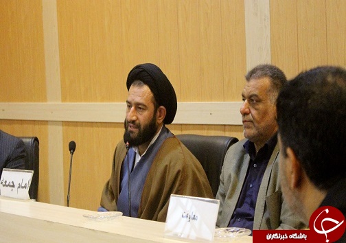 ایام سوگواری فاطمیه هیچ منافاتی با جشن های پیروی انقلاب ندارد