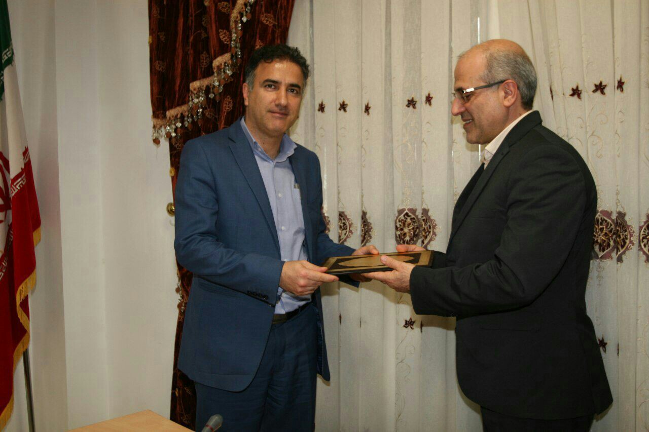 تفاهم نامه همکاری پالایش گاز ایلام و جهاد دانشگاهی