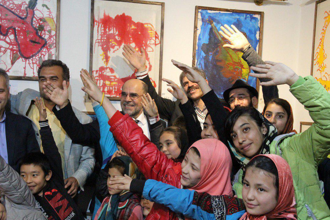گزارش تصویری از نمایشگاه آثار خوشنویسی و نقاشی هنرمندان افغانستانی در تهران