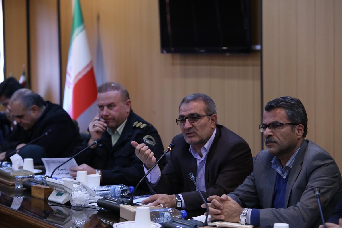 مبارزه با قاچاق فرآورده&zwnj;های نفتی اولویت است/ استان فارس در خصوص سامانه جامع انبار&zwnj;ها و مراکز نگهداری کالا در کشور پیشرو است