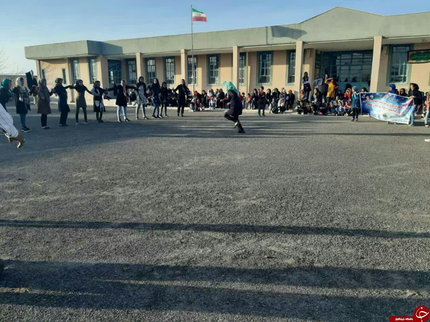 برگزاری جشنواره نشاط و امید در بافت