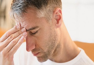 دلایل و علائم بروز بیماری میگرن+ اینفوگرافی