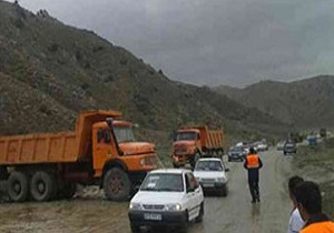 تردد در محور چمن بید به جنگل گلستان کند است