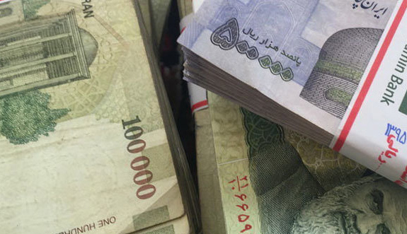 معرفی بانکهای متخلف به هیات انتظامی/بساط سودهای بالای ۲۰ درصد در بانکها جمع شد؟