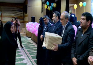 تقدیر از مادران و همسران شهدا مدافع حرم در شیراز