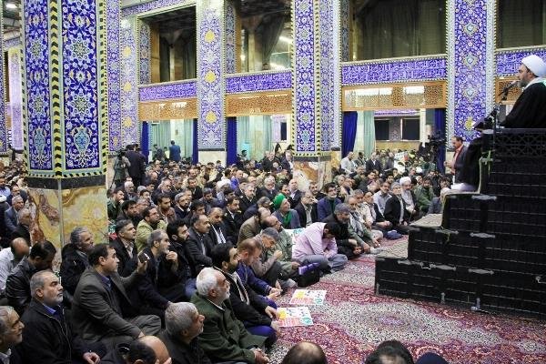 روحانیون باید در انجام وظایف خود اهتمام بیشتری داشته باشند