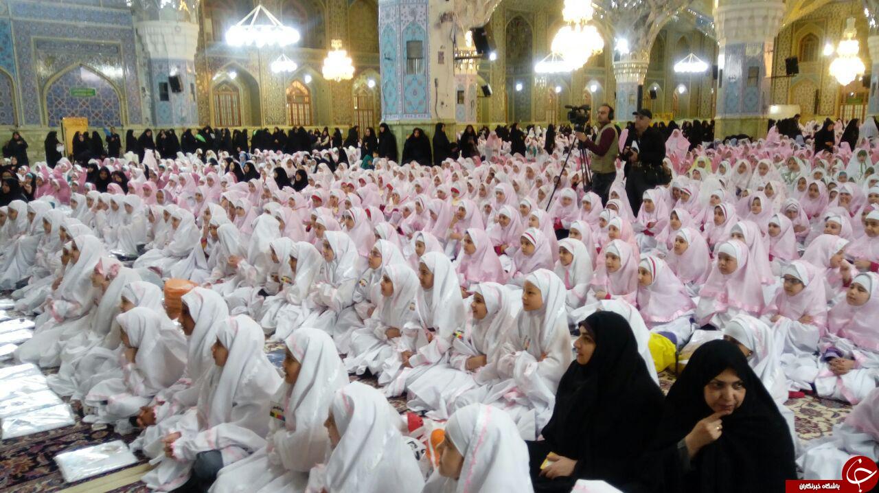 برگزاری جشن تکلیف ۸۰ هزار دانش آموز هر سال در حرم مطهر امام رضا (ع) برگزاری جشن تکلیف ۸۰ هزار دانش آموز هر سال در حرم مطهر امام رضا (ع)