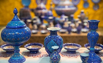 هنرمندان اصفهان در جشنواره فجر هنرهای سنتی حضور دارند