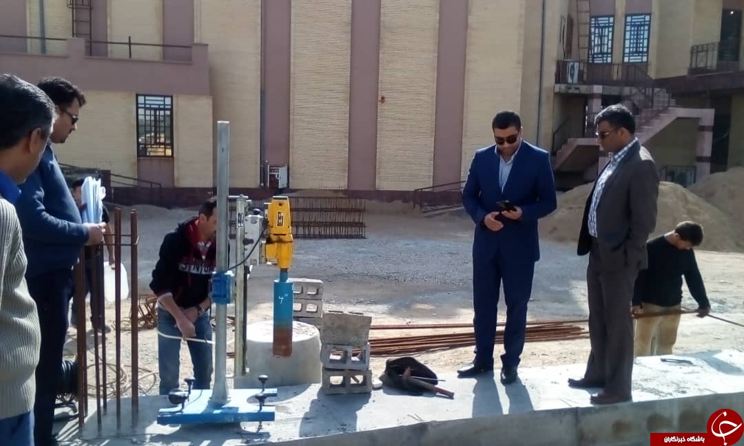 پروژه در حال احداث نگارخانه شهرستان گناوه متوقف شد