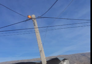 روشنایی شبانه‌روزی چراغ تیربرق در «غلام‌آباد» + فیلم