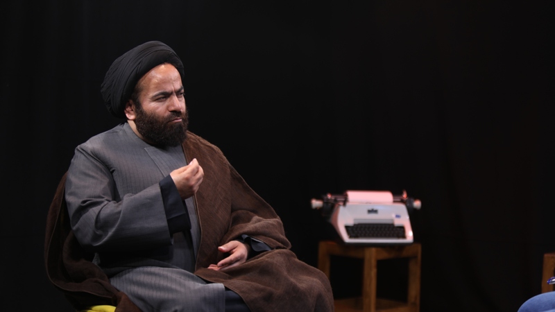سید حسن آقامیری کیست؟/ از چرندیات خواندن آیات قرآن درباره عذاب در جهنم تا تحریف ماجرای اسارت خاندان اهل بیت(ع)