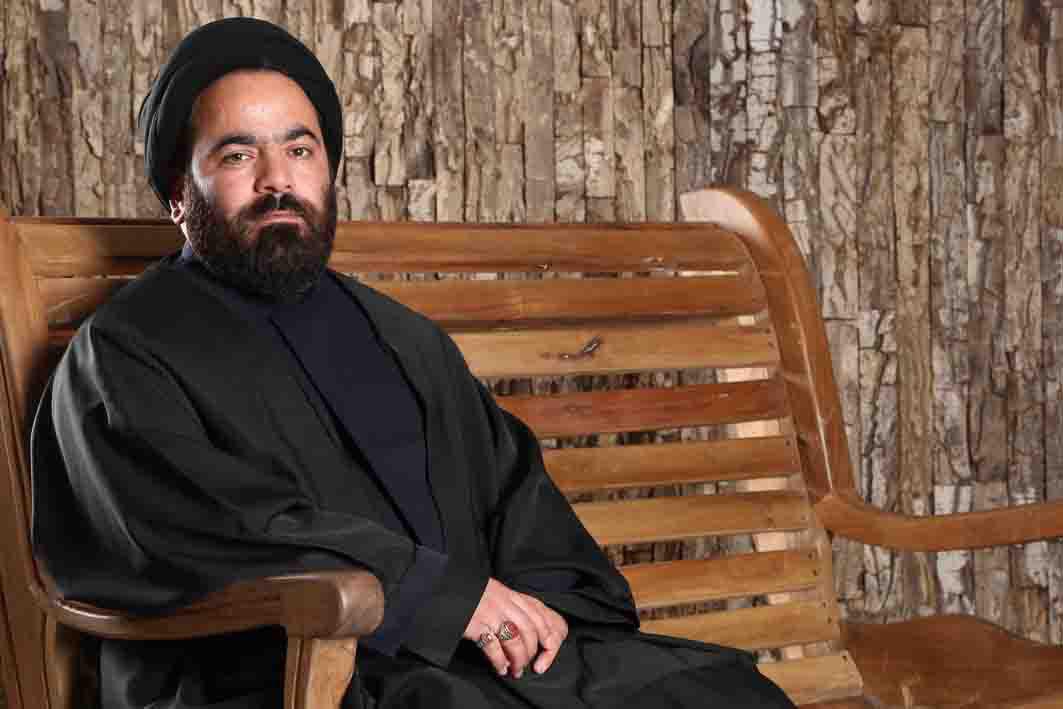 روحانی که خلع لباس شد را بشناسید/ از چرندیات خواندن آیات قرآن درباره عذاب در جهنم تا تحریف ماجرای اسارت خاندان اهل بیت(ع)