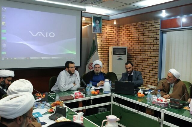 چهلمین سالگرد انقلاب اسلامی ایران برای سازمان تبلیغات، یک مانور است