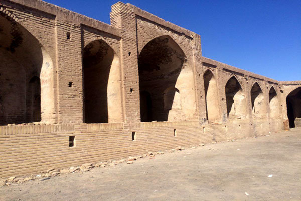 واگذاری بناهای تاریخی ایلام به سرمایه گذار بخش خصوصی
