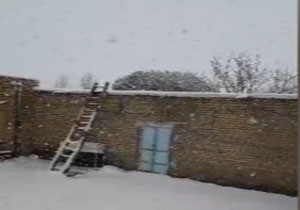 زمستان در روستای ننادگان رخ نشان داد + فیلم