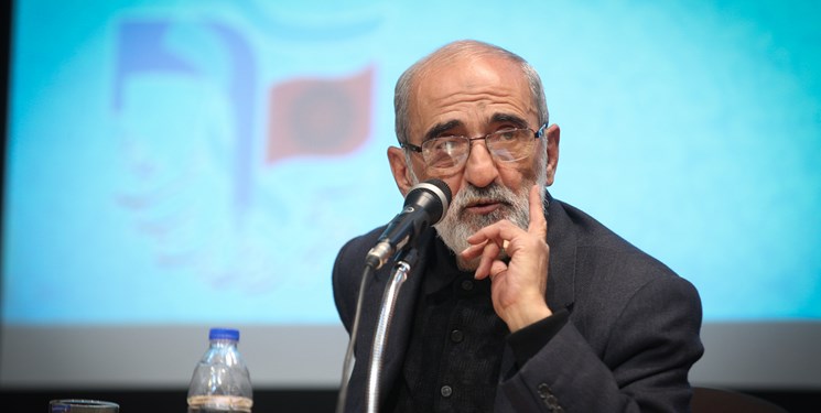 شریعتمداری: هم اکنون در اوج اقتدار هستیم/ دشمن سعی می&zwnj;کند نیروهای خودی را منفعل کند