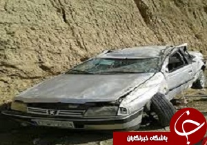 مصدومیت ۵ نفر براثر واژگونی خودرو در آزاد راه خرم آباد اندیمشک