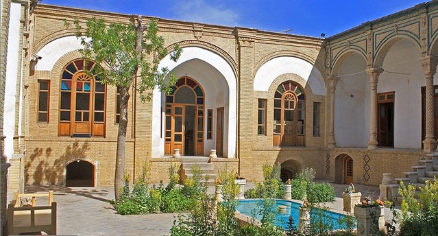 بانوی مجتهدی که اولین حوزه علمیه زنانه را تاسیس کرد +تصاویر