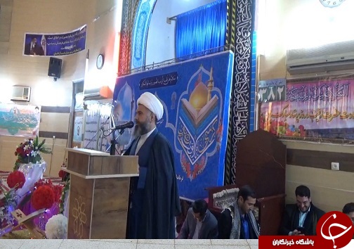 برگزاری محفل انس با قرآن و شب شعر در دشت آزادگان