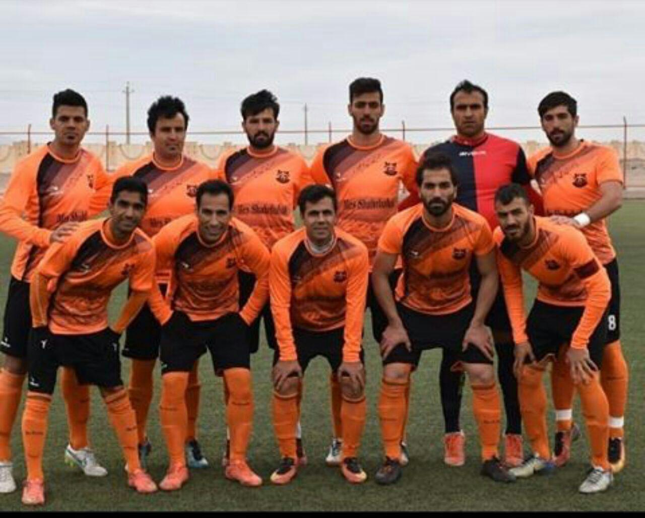 لاله های نارنجی فاتح دربی کرمان شدند