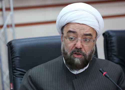 نگرانی از میدان&zwnj;داری نسخه&zwnj;پیچی&zwnj;های وارداتی/ صاحب نظران ایرانی در نهاد&zwnj;های بین&zwnj;المللی حضور بسیار کم رنگی دارند
