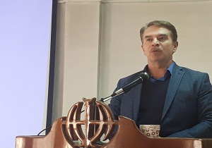 گسترش نظام خرده دهقانی موجب کاهش بهره وری توليدات کشاورزی شده است