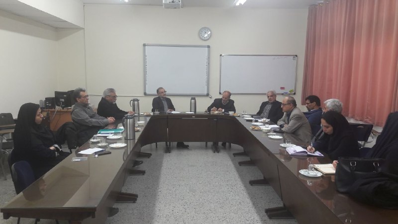 لزوم بهره گیری از ظرفیت انجمن علوم سیاسی برای ارتقا دانش سیاسی در احزاب
