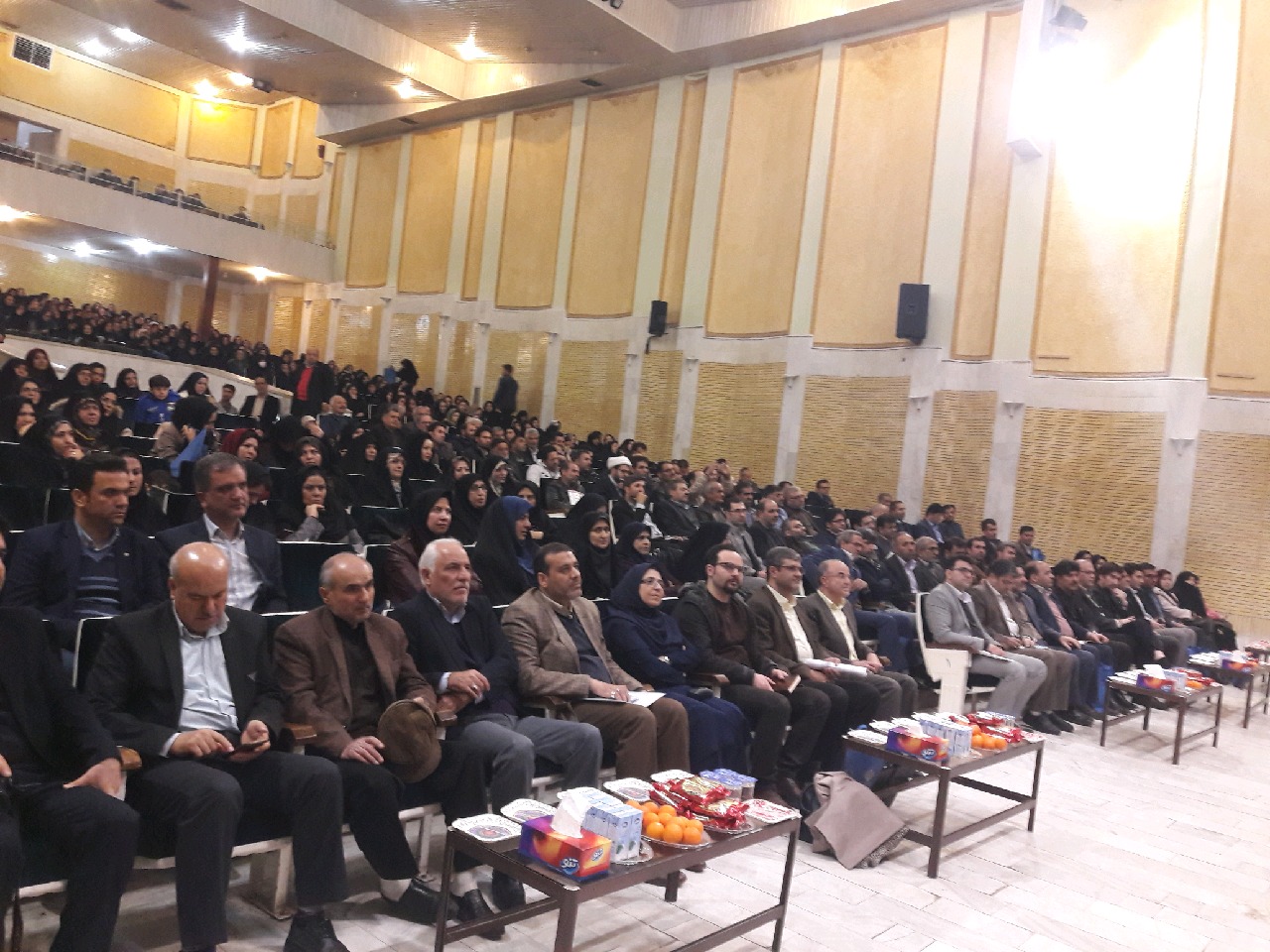 همایش تحرک بدنی و پیشگیری از اضافه وزن در اراک /کم تحرکی و چاقی ارمغان فناوری
