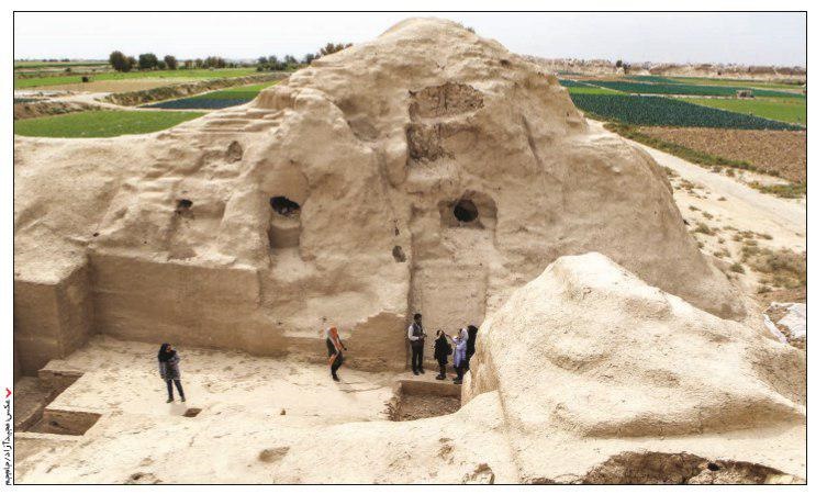 گوسفندان آخرین ساکنان قلعه ساسانی!